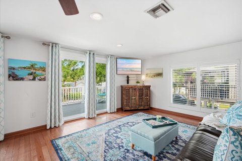 Villa ou maison à vendre à Holmes Beach, Floride: 2 chambres, 141.4 m2 № 2100429 - photo 7