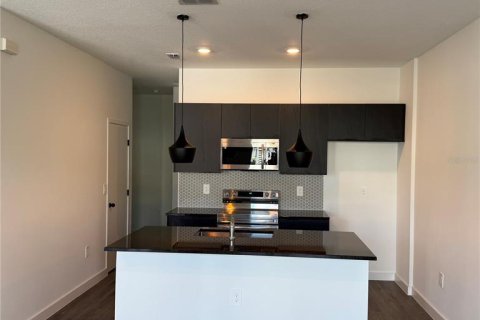 Touwnhouse à vendre à Kissimmee, Floride: 3 chambres, 126.44 m2 № 2125344 - photo 7