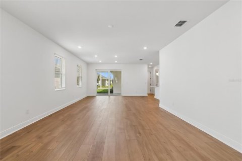 Townhouse in Bradenton, Florida 3 bedrooms, 223.52 sq.m. № 2114372 - photo 13