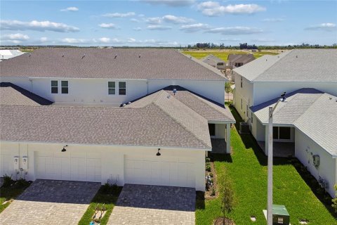 Townhouse in Bradenton, Florida 3 bedrooms, 223.52 sq.m. № 2114372 - photo 3