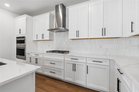 Townhouse in Bradenton, Florida 3 bedrooms, 223.52 sq.m. № 2114372 - photo 8