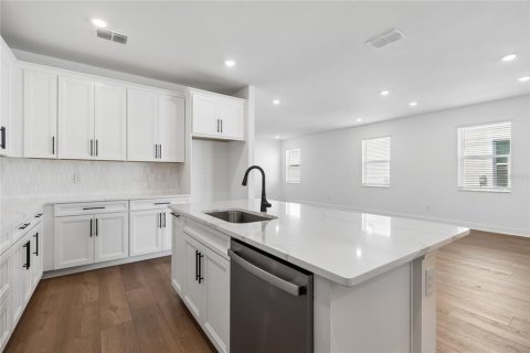 Townhouse in Bradenton, Florida 3 bedrooms, 223.52 sq.m. № 2114372 - photo 9