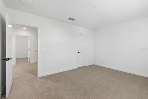Townhouse in Bradenton, Florida 3 bedrooms, 223.52 sq.m. № 2114372 - photo 27