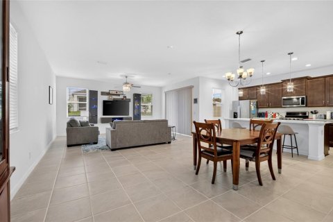 Casa en venta en Howey-in-the-Hills, Florida, 5 dormitorios, 276.29 m2 № 2211371 - foto 8