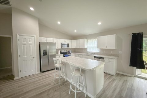 Villa ou maison à louer à Ocala, Floride: 3 chambres, 129.97 m2 № 2114588 - photo 5