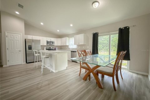 Villa ou maison à louer à Ocala, Floride: 3 chambres, 129.97 m2 № 2114588 - photo 8