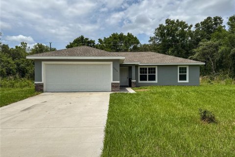 Villa ou maison à louer à Ocala, Floride: 3 chambres, 129.97 m2 № 2114588 - photo 2