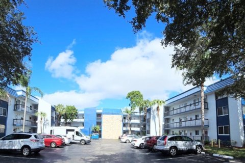 Condominio en venta en Margate, Florida, 2 dormitorios, 89 m2 № 1992149 - foto 23