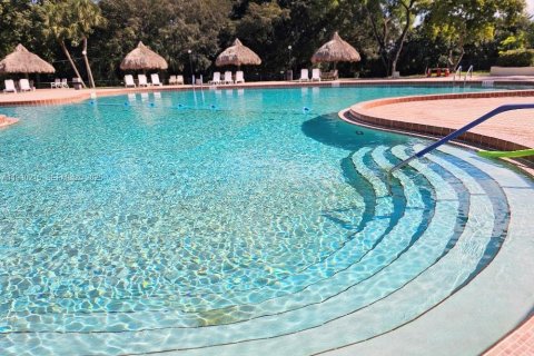 Condo in Margate, Florida, 2 bedrooms  № 1992149 - photo 19