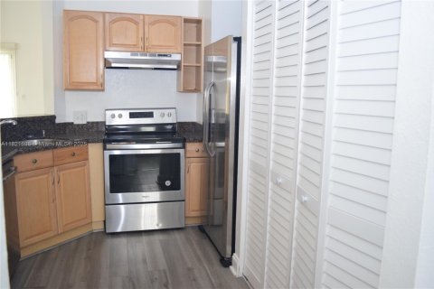 Copropriété à louer à Oakland Park, Floride: 2 chambres, 101.82 m2 № 1785789 - photo 21