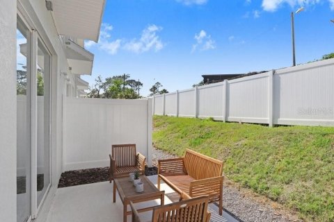 Adosado en venta en Seffner, Florida, 3 dormitorios, 155.61 m2 № 1819205 - foto 19