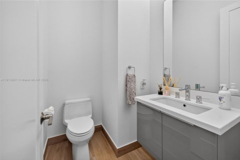 Купить виллу или дом в Холливуд, Флорида 4 спальни, 241.73м2, № 1968970 - фото 25