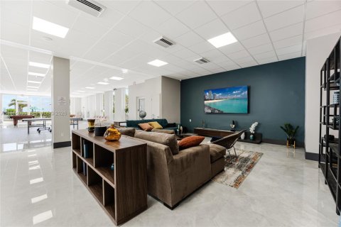 Снять в аренду кондоминиум в Халландейл-Бич, Флорида 2 спальни, 102.19м2, № 2033570 - фото 26