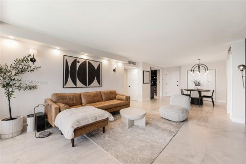 Снять в аренду кондоминиум в Халландейл-Бич, Флорида 2 спальни, 102.19м2, № 2033570 - фото 5