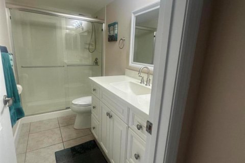 Condominio en venta en Vero Beach, Florida, 2 dormitorios, 87.33 m2 № 2187200 - foto 11