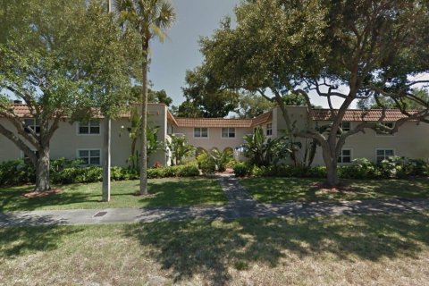 Condominio en Vero Beach, Florida, 2 dormitorios  № 2187200