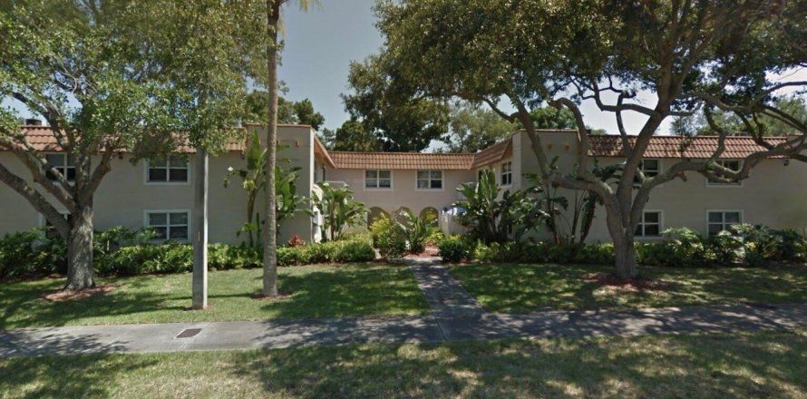 Condominio en Vero Beach, Florida, 2 dormitorios № 2187200