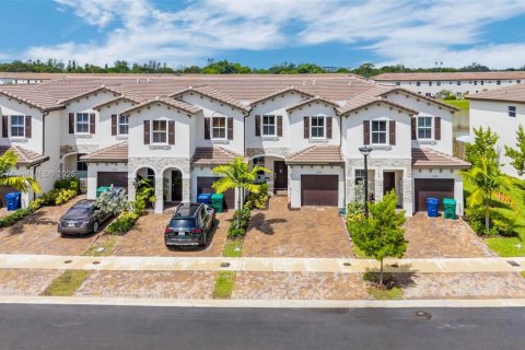 Touwnhouse à louer à Miami, Floride: 3 chambres, 133.97 m2 № 1956685 - photo 22