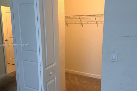 Купить таунхаус в Хомстед, Флорида 3 спальни, 157.38м2, № 2081129 - фото 18