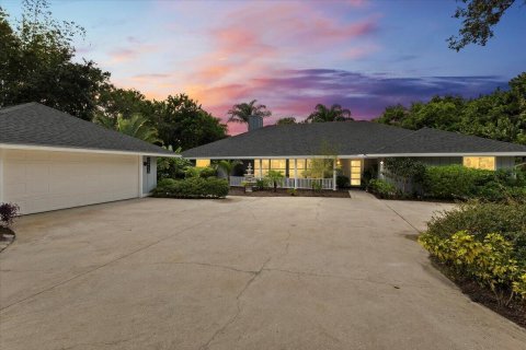 Villa ou maison à vendre à Palm City, Floride: 4 chambres, 223.15 m2 № 2081826 - photo 2