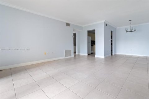 Copropriété à louer à Miami, Floride: 1 chambre, 69.68 m2 № 1882394 - photo 2
