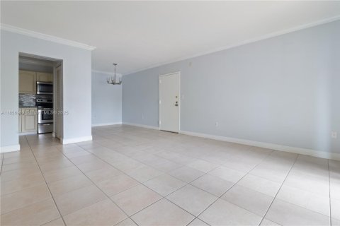 Copropriété à louer à Miami, Floride: 1 chambre, 69.68 m2 № 1882394 - photo 3