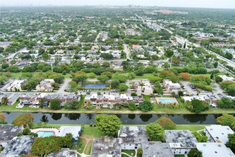 Copropriété à louer à Miami, Floride: 1 chambre, 69.68 m2 № 1882394 - photo 22