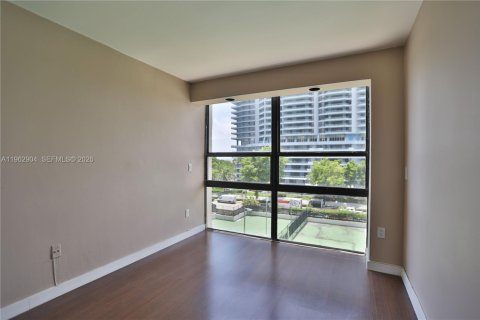 Copropriété à louer à Miami, Floride: 2 chambres, 91.97 m2 № 2023937 - photo 12
