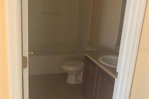 Condo in Orlando, Florida, 2 bedrooms  № 1879654 - photo 15