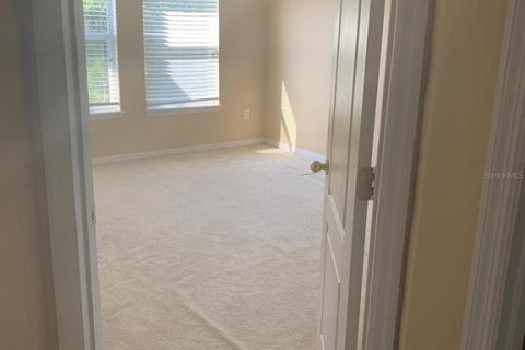 Condo in Orlando, Florida, 2 bedrooms  № 1879654 - photo 12