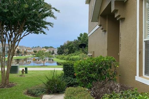 Condo in Orlando, Florida, 2 bedrooms  № 1879654 - photo 3