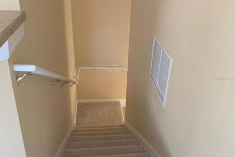 Condo in Orlando, Florida, 2 bedrooms  № 1879654 - photo 9