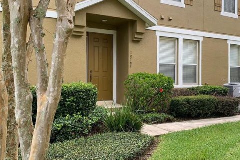 Condo in Orlando, Florida, 2 bedrooms  № 1879654 - photo 4
