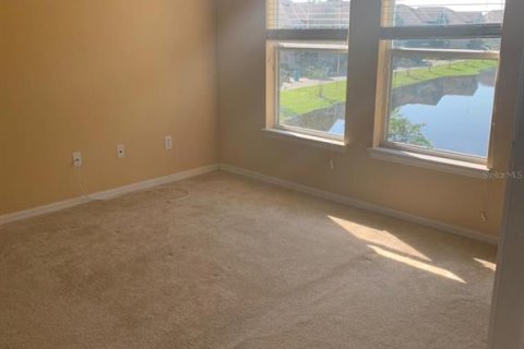 Condo in Orlando, Florida, 2 bedrooms  № 1879654 - photo 11