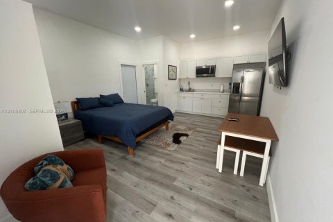 Immobilier commercial à Miami, Floride 1 chambre, 37.16 m2 № 2401648