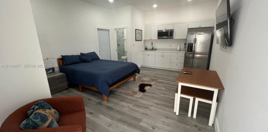 Immobilier commercial à Miami, Floride 1 chambre, 37.16 m2 № 2401648