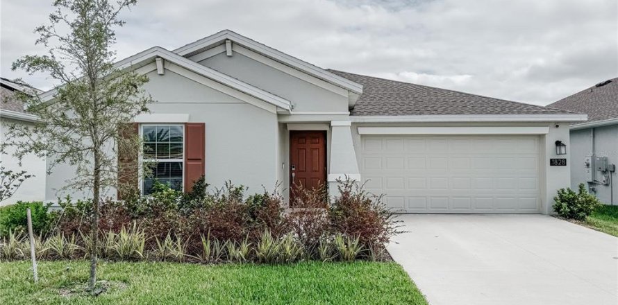 House in Groveland, Florida 3 bedrooms, 143.07 sq.m. № 2229970