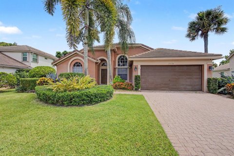 House in Wellington, Florida 3 bedrooms, 162.95 sq.m. № 2357289