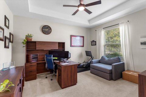 House in Apopka, Florida 4 bedrooms, 230.86 sq.m. № 1902381 - photo 6