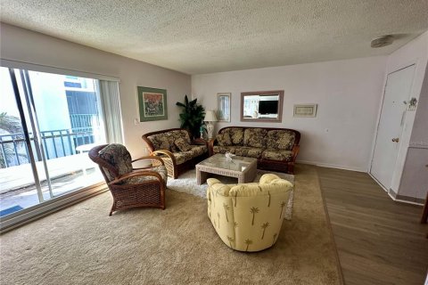Купить кондоминиум в Мадейра - Бич, Флорида 4 комнаты, 85.01м2, № 1725632 - фото 8