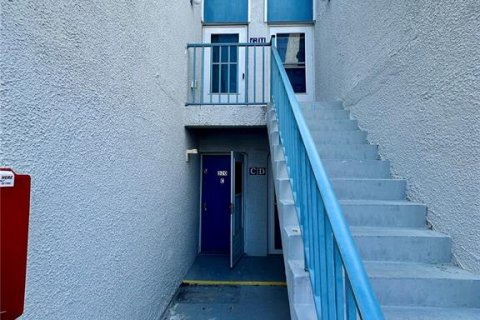 Купить кондоминиум в Мадейра - Бич, Флорида 4 комнаты, 85.01м2, № 1725632 - фото 19