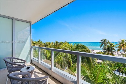 Copropriété à vendre à Miami Beach, Floride: 48.49 m2 № 2042118 - photo 4