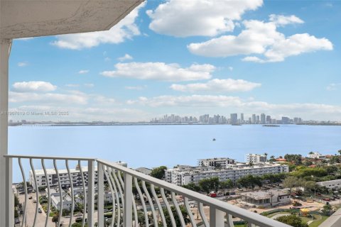 Condo à North Bay Village, Floride, 2 chambres  № 2039320