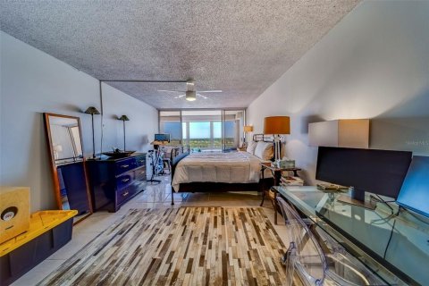 Condominio en alquiler en Redington Shores, Florida, 1 dormitorio, 98.48 m2 № 1615375 - foto 19
