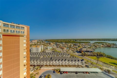 Condominio en alquiler en Redington Shores, Florida, 1 dormitorio, 98.48 m2 № 1615375 - foto 30