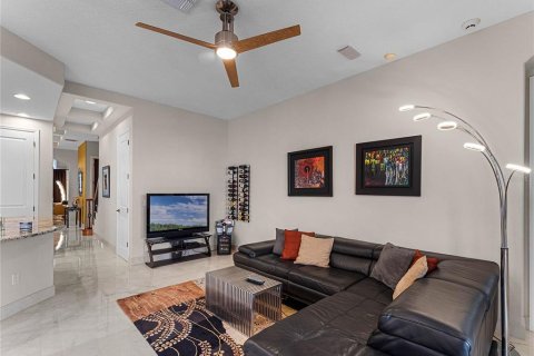 House in Orlando, Florida 3 bedrooms, 200.76 sq.m. № 1754751 - photo 10