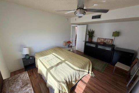 Copropriété à vendre à Pompano Beach, Floride: 3 chambres, 129.13 m2 № 2252417 - photo 17