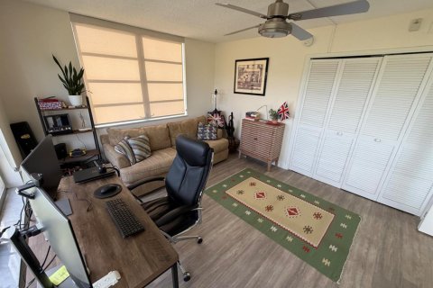 Copropriété à vendre à Pompano Beach, Floride: 3 chambres, 129.13 m2 № 2252417 - photo 20
