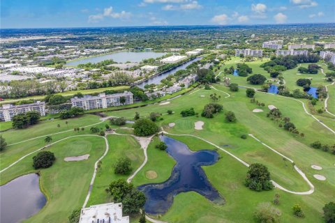 Copropriété à vendre à Pompano Beach, Floride: 3 chambres, 129.13 m2 № 2252417 - photo 25
