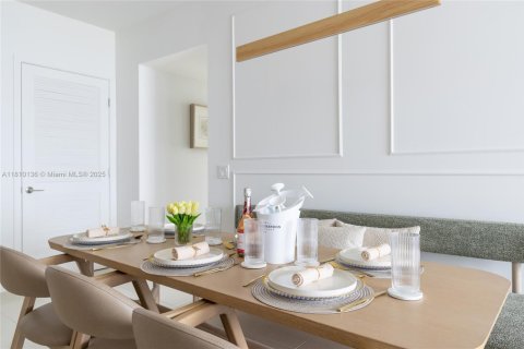 Condominio en alquiler en Miami, Florida, 3 dormitorios, 115.76 m2 № 2012170 - foto 11